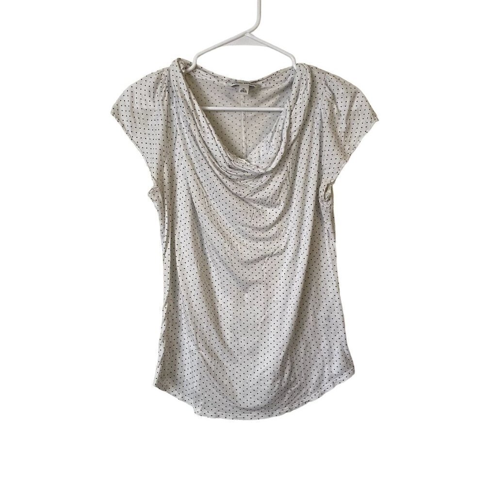 Banana Republic white polka dotted scalloped neckline short sleeved summer top